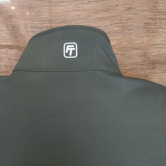 Free Tech Black and Gray Zip Up Hooded Jacket Size XL - Picture 3 of 4